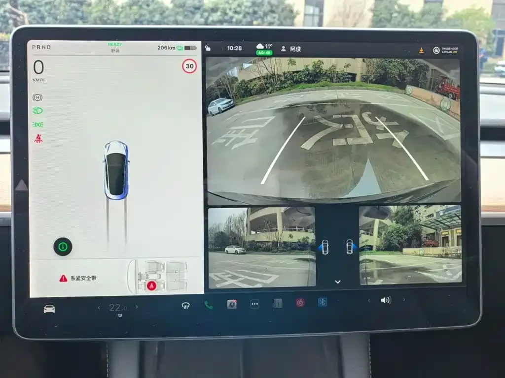 Tesla Model 3 — фото 2