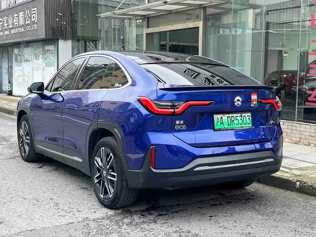NIO EC6 — фото 10
