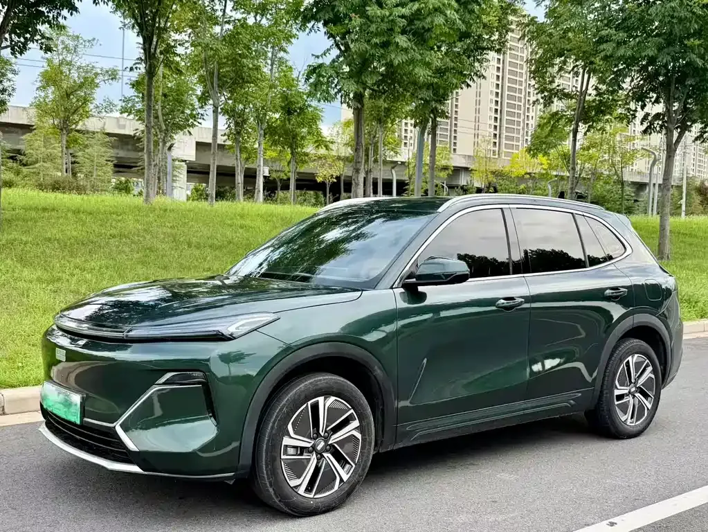 Geely Galaxy Xingjian 7 — фото 1