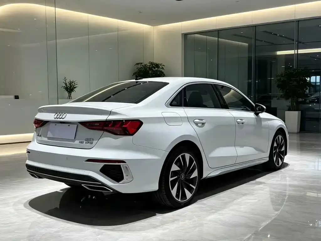 Audi A3 — фото 8