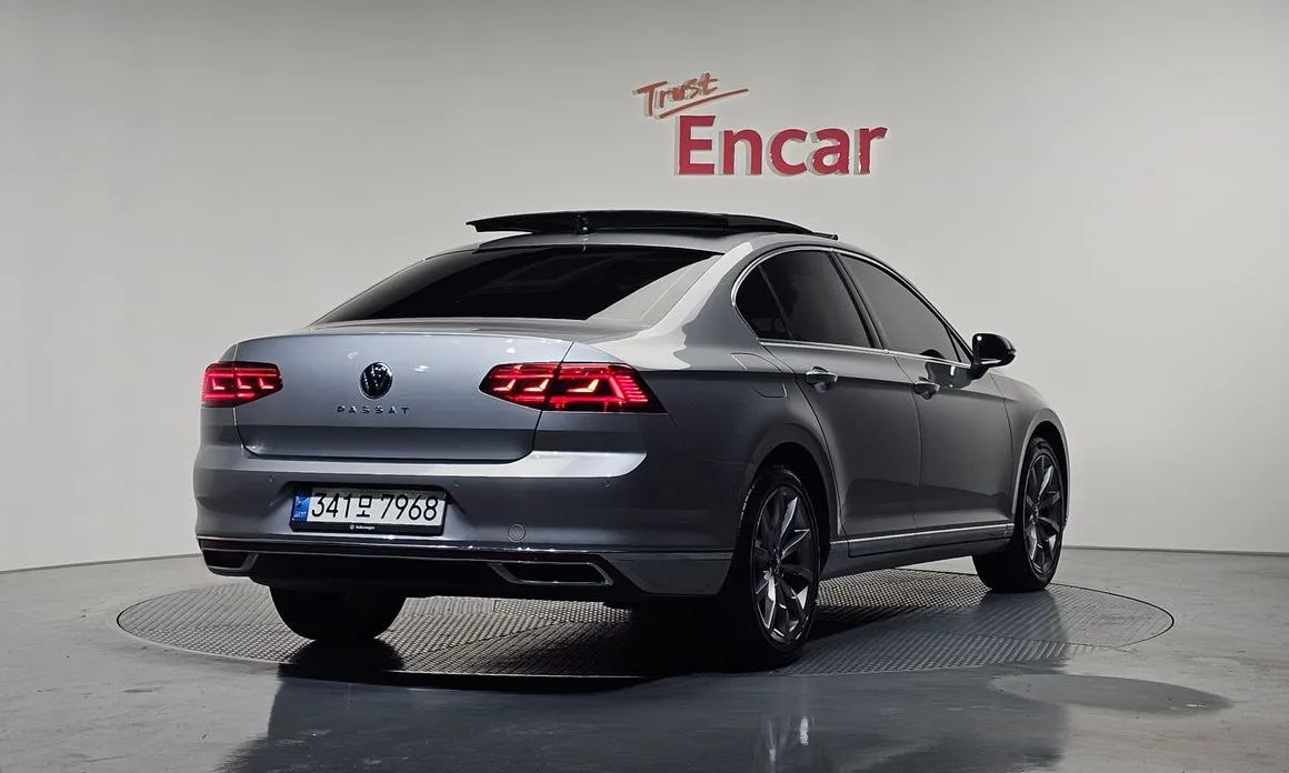 Volkswagen Passat — фото 4
