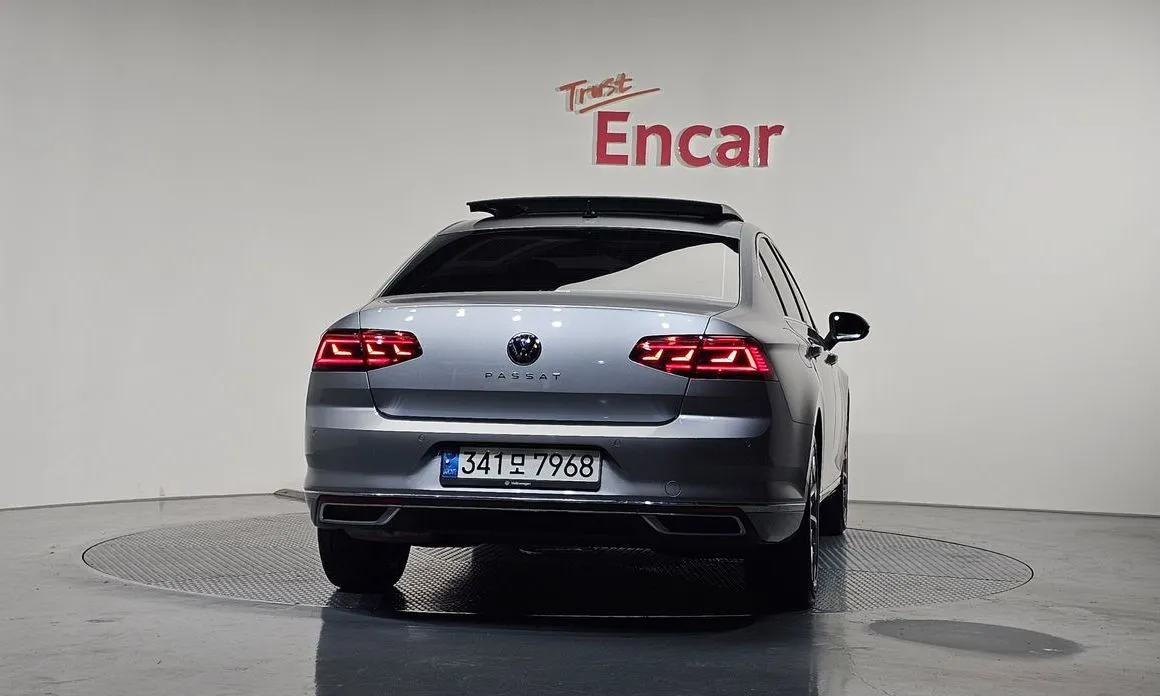Volkswagen Passat — фото 7
