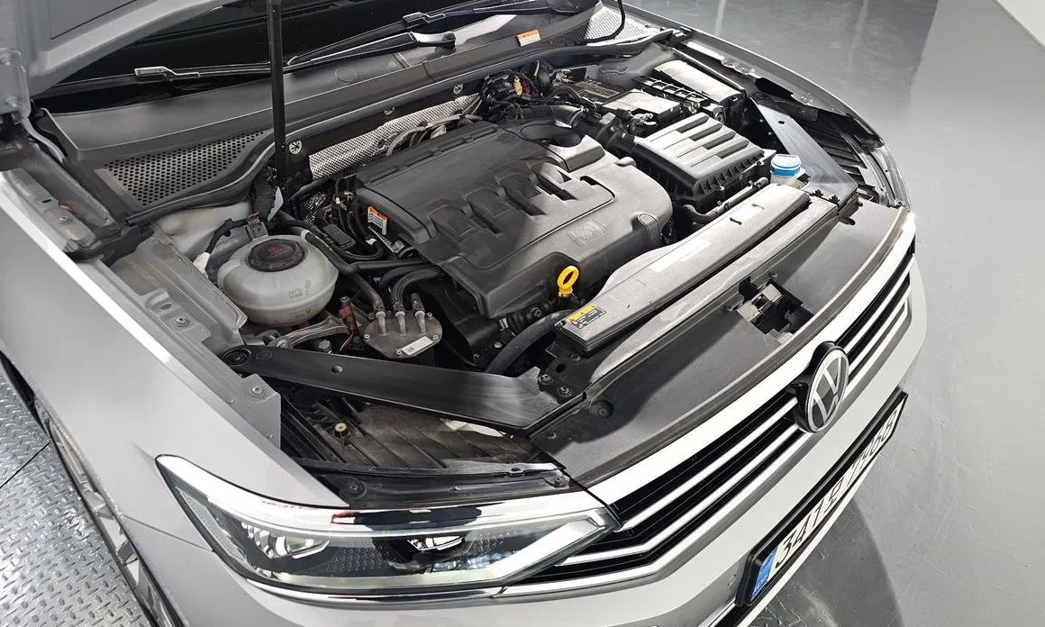 Volkswagen Passat — фото 5