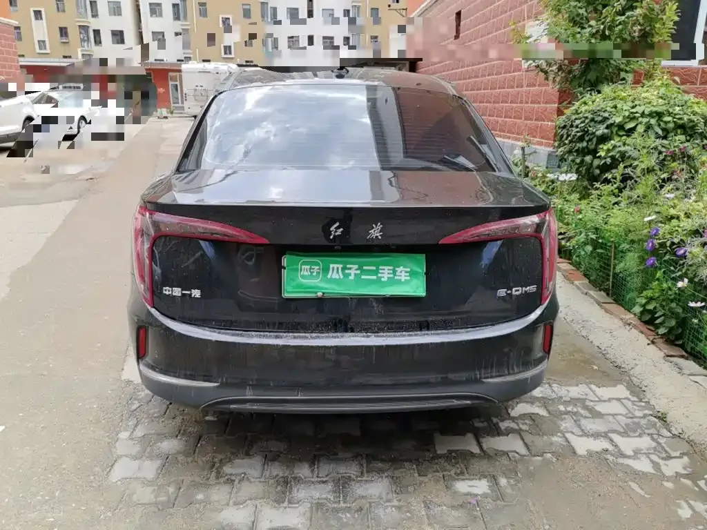 Hongqi E-QM5 — фото 4