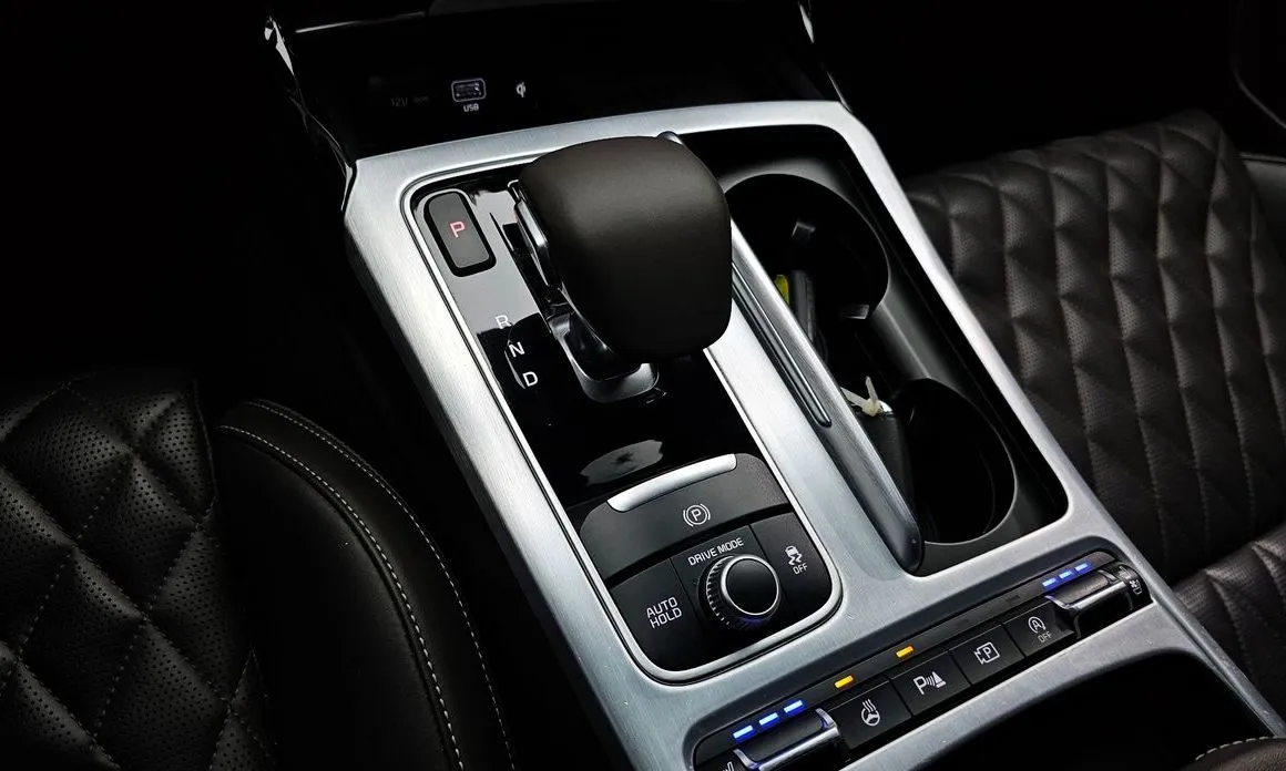 Kia Stinger — фото 10