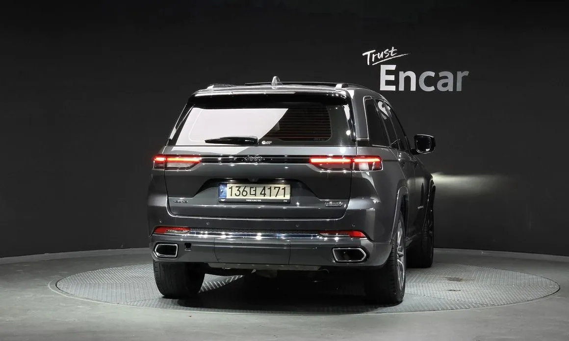 Jeep Cherokee — фото 2