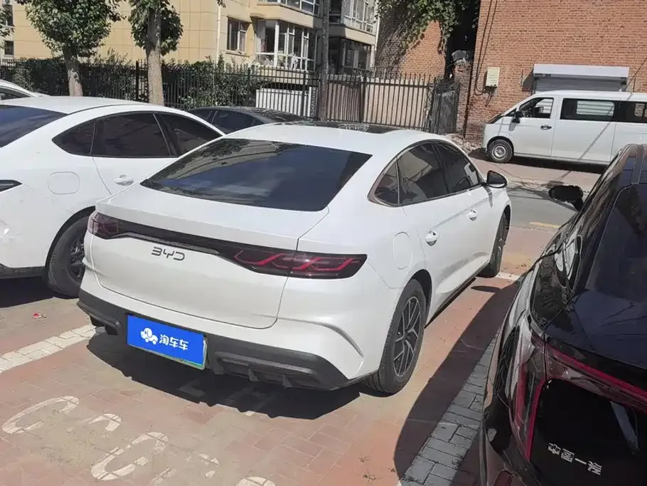 BYD Qin L — фото 10