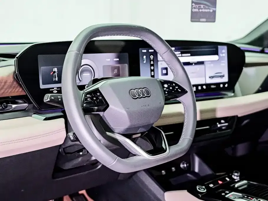 Audi Q6L e-tron — фото 3