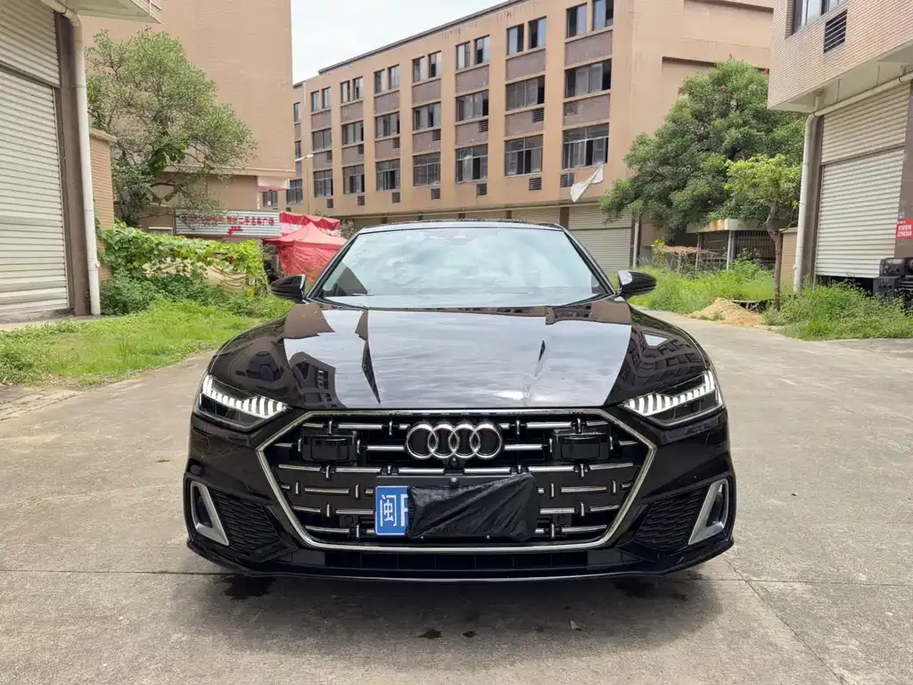 Audi A7L — фото 3