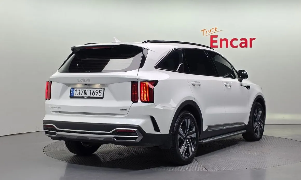 Kia Sorento — фото 7