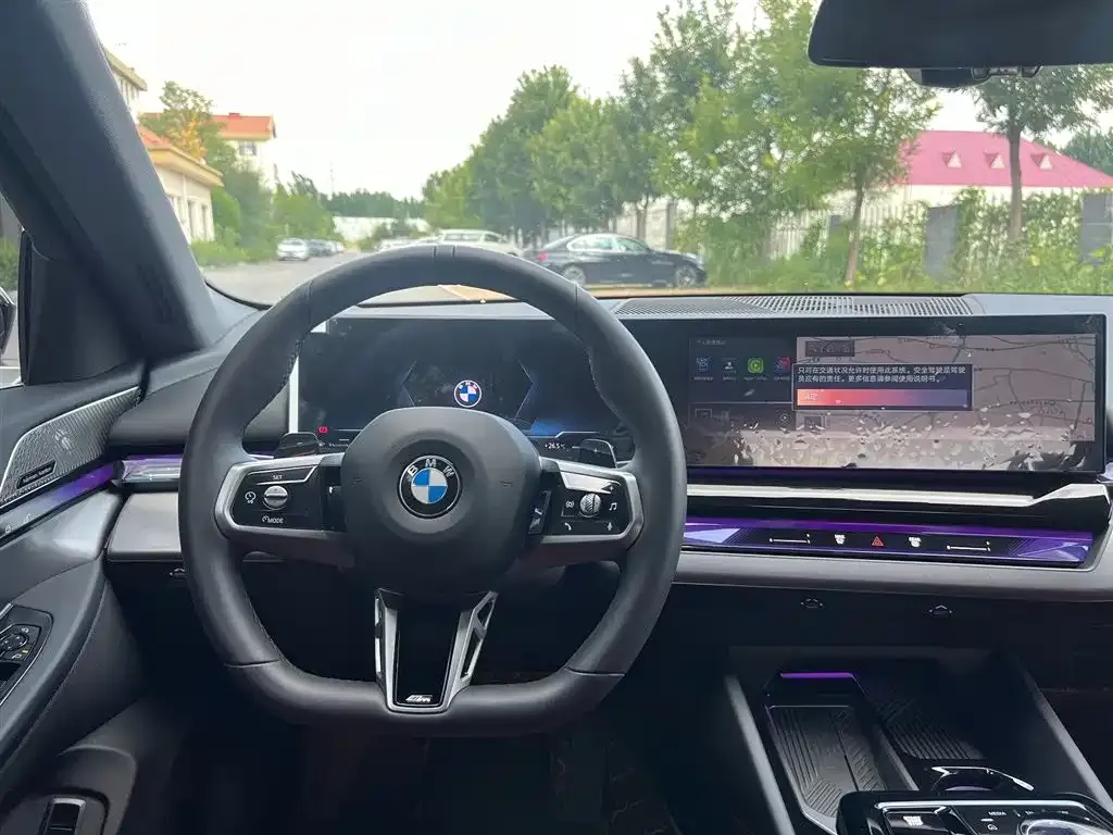 BMW 5 Series — фото 2