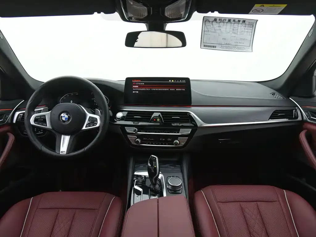 BMW 5 Series — фото 6