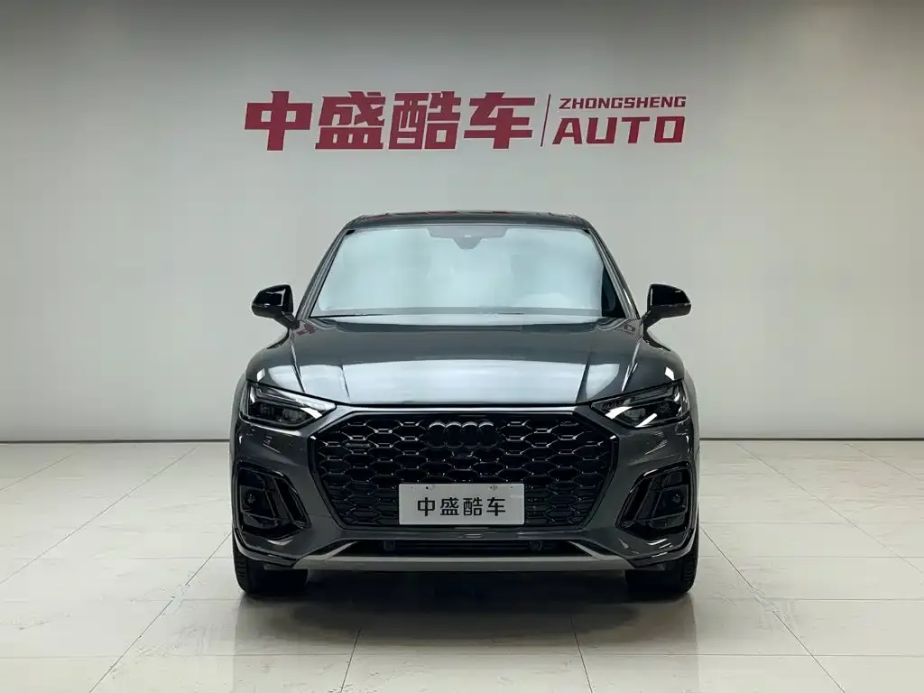 Audi Q5L Sportback — фото 3