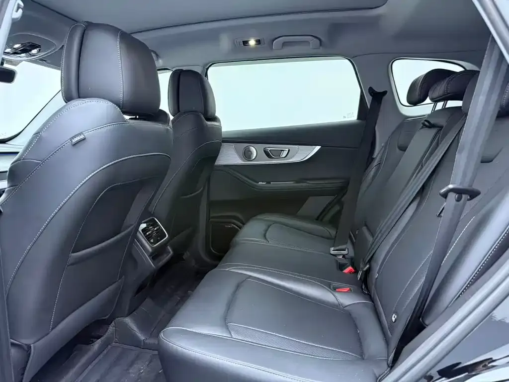 Chery Tiggo 8 PRO — фото 7