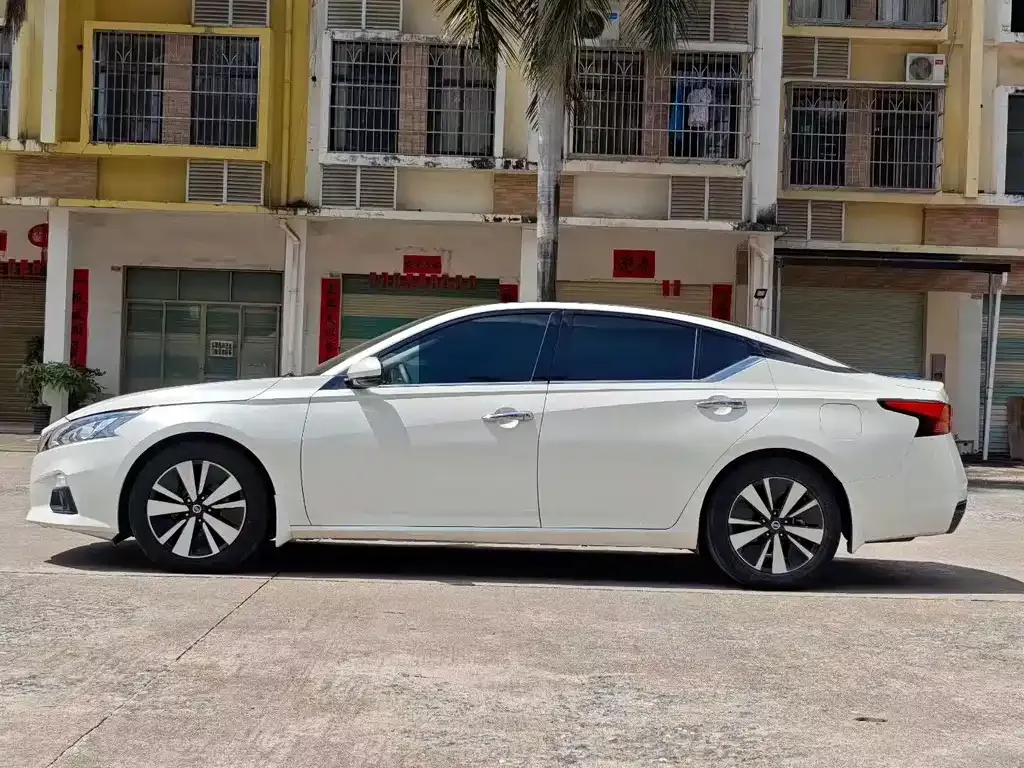 Nissan Teana — фото 5