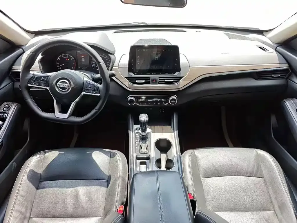 Nissan Teana — фото 2