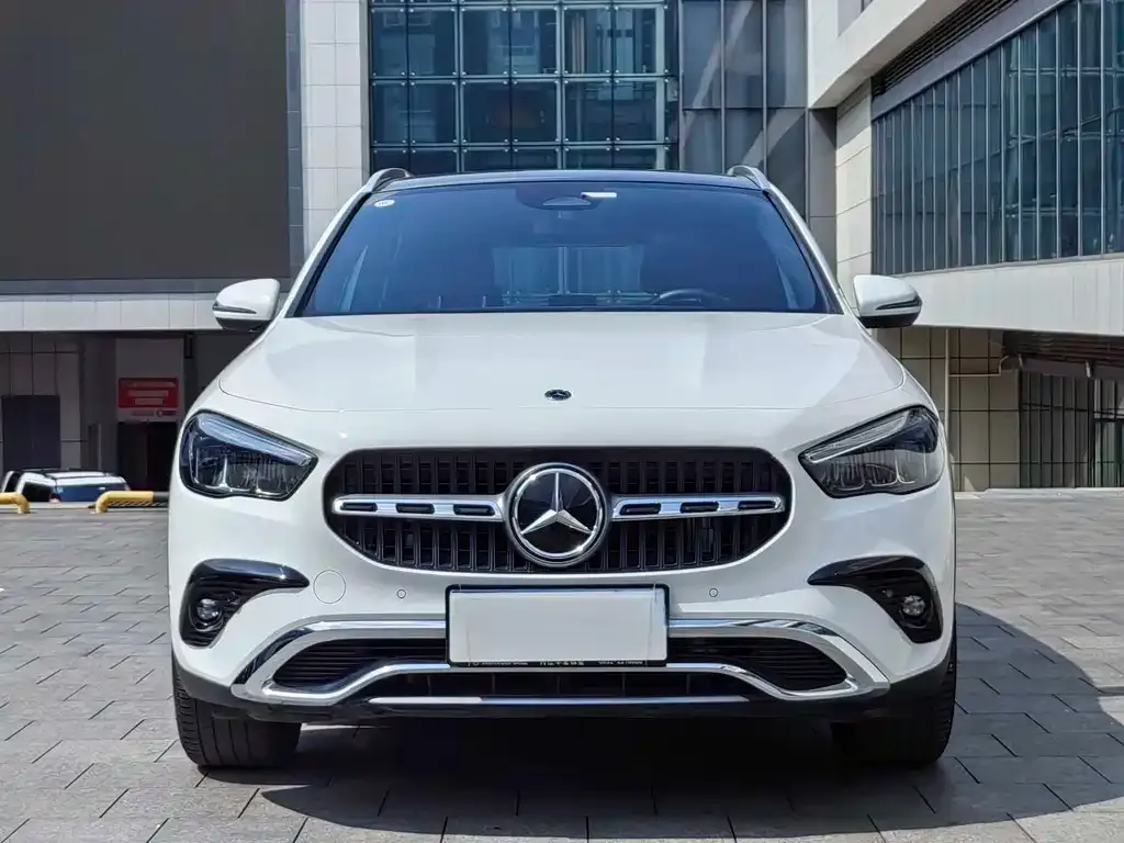 Mercedes-Benz GLA — фото 7