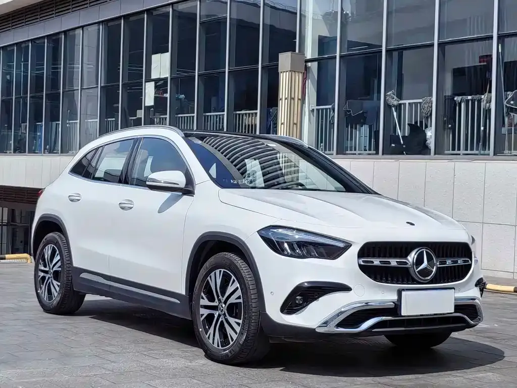 Mercedes-Benz GLA — фото 9