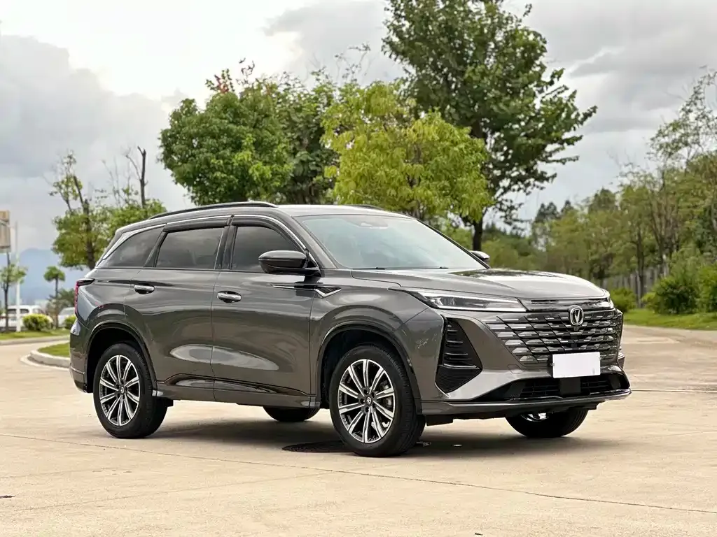 Changan CS75PLUS — фото 9