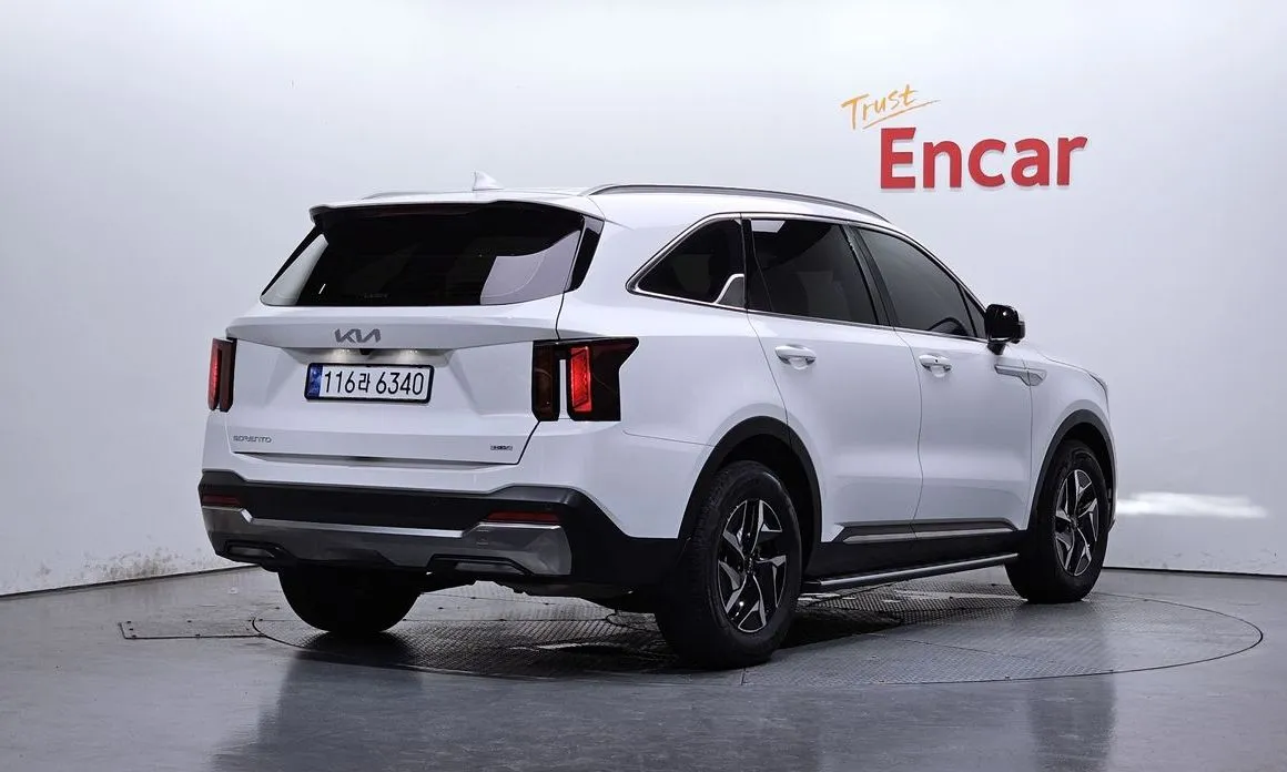 Kia Sorento — фото 3