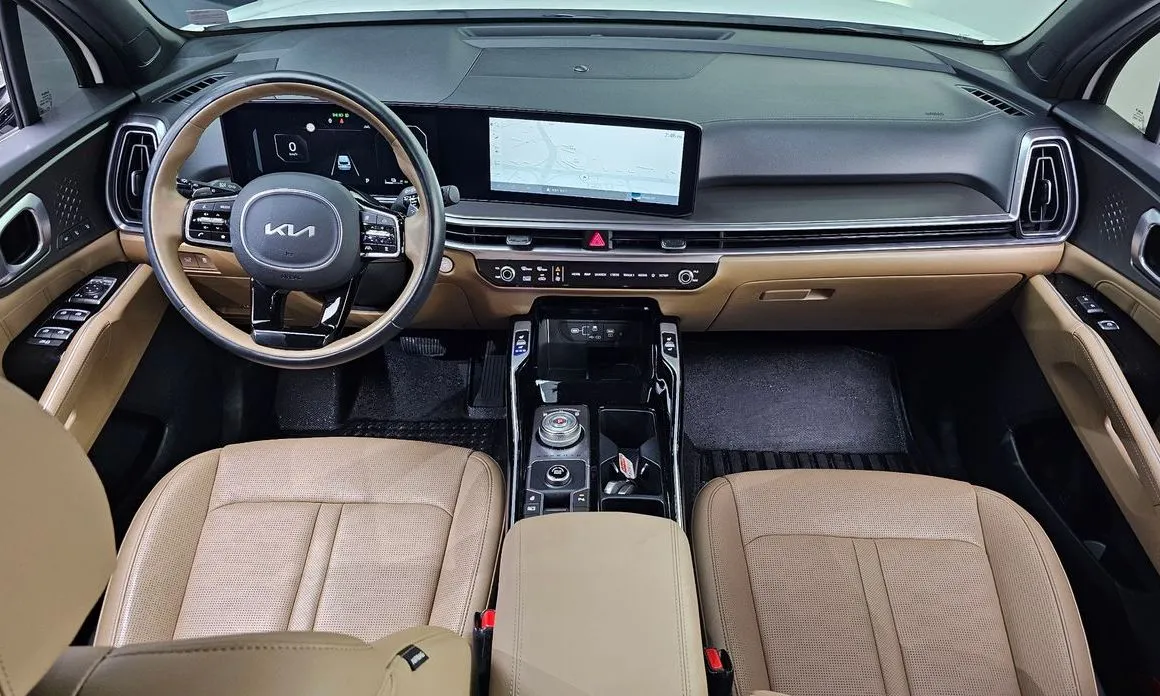 Kia Sorento — фото 10