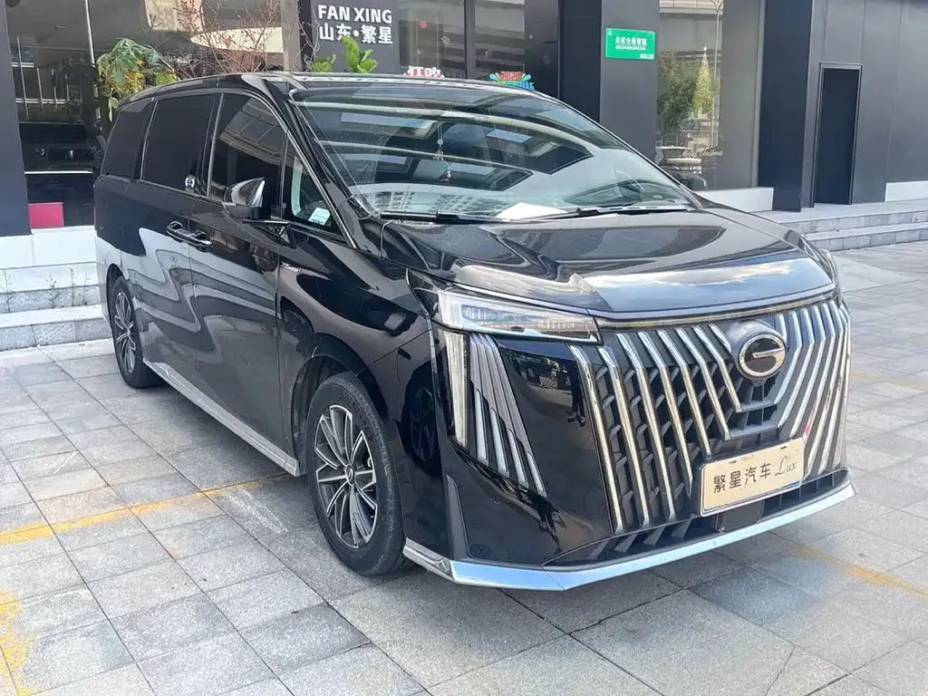 GAC Motor Trumpchi M8 — фото 1