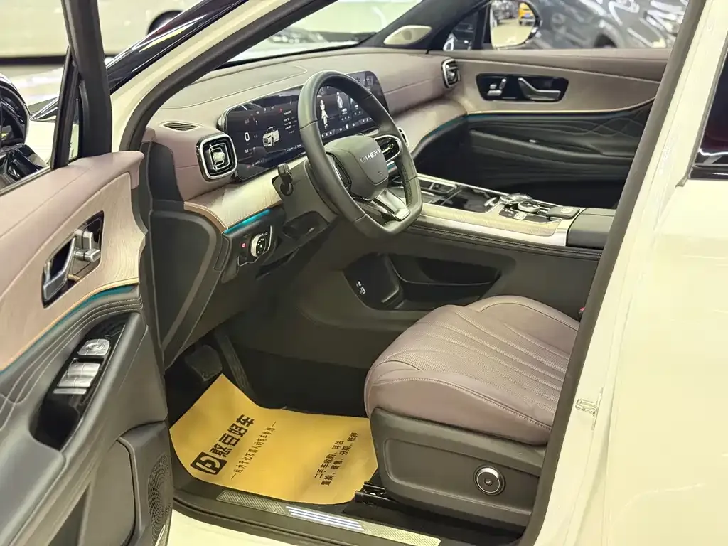 Chery Tiggo 9 — фото 10