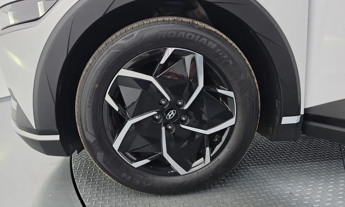 Hyundai Ioniq5 — фото 9