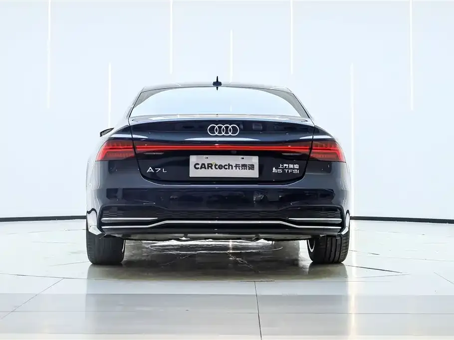 Audi A7L — фото 3