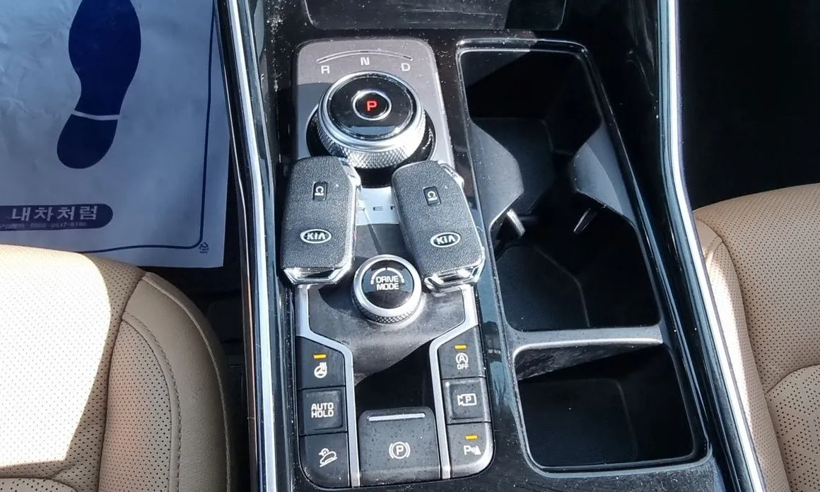 Kia Sorento — фото 5