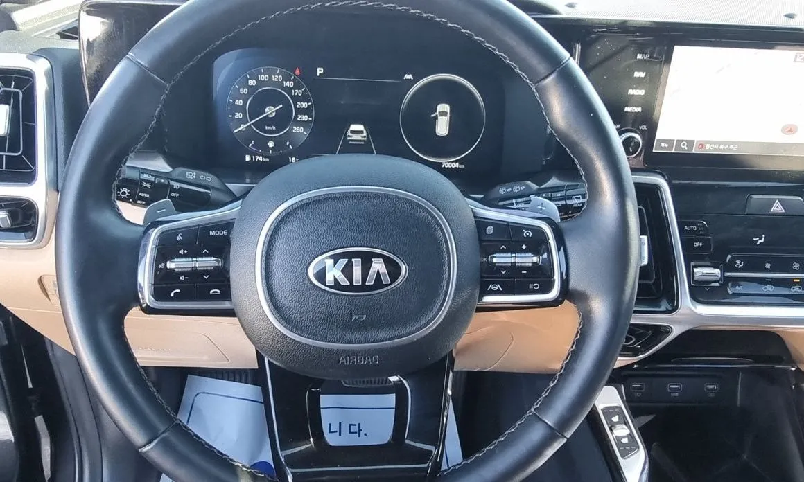 Kia Sorento — фото 3
