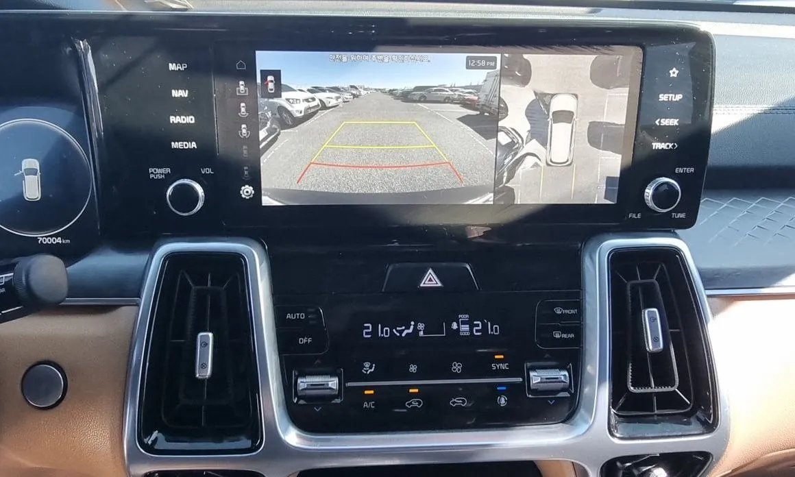 Kia Sorento — фото 10