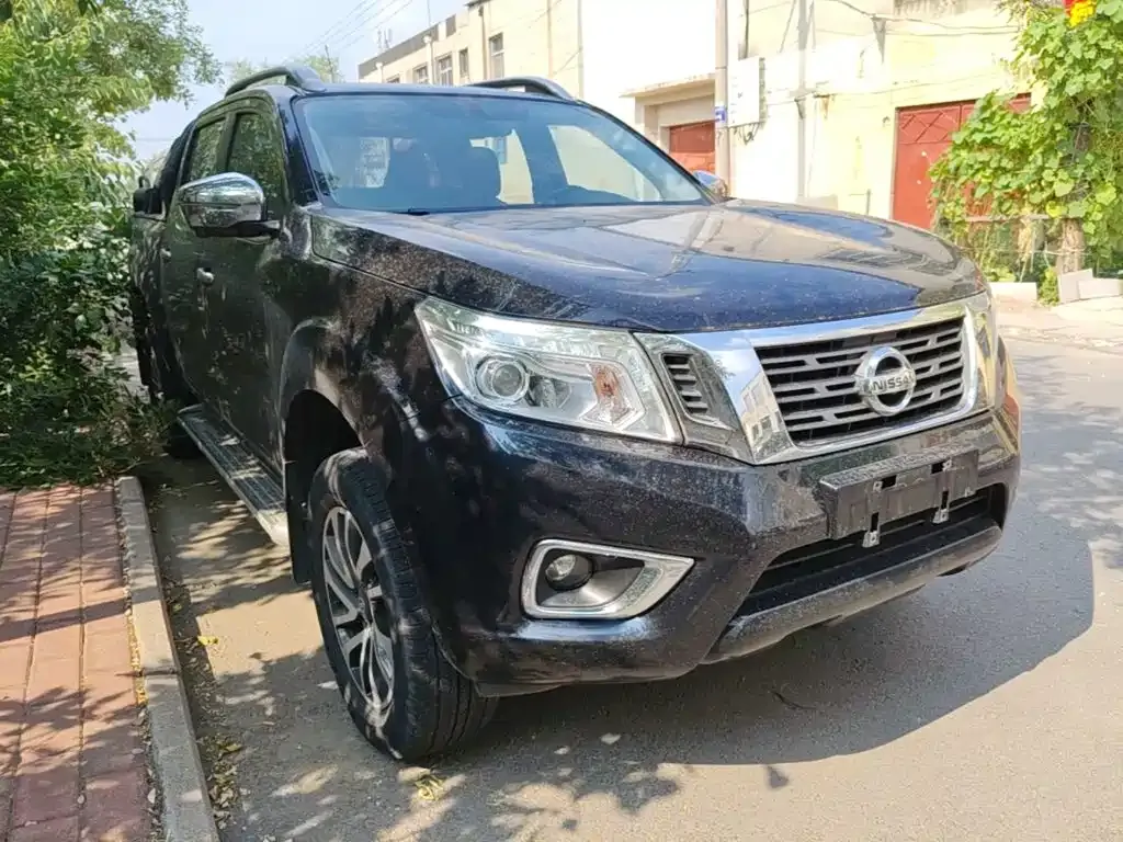 Nissan Navara — фото 4