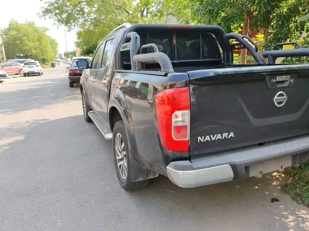 Nissan Navara — фото 3