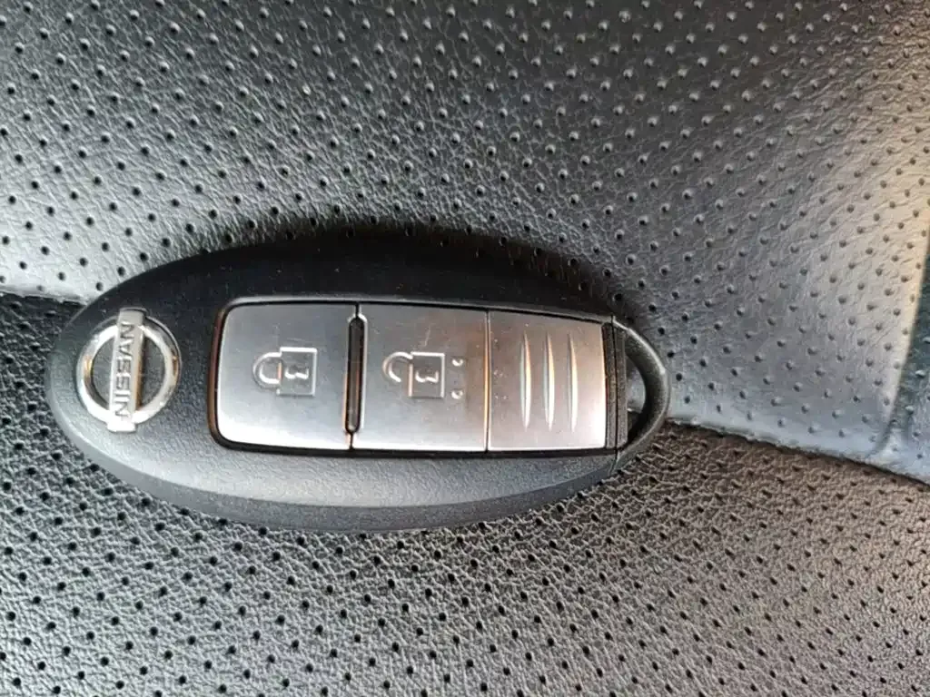 Nissan Navara — фото 6