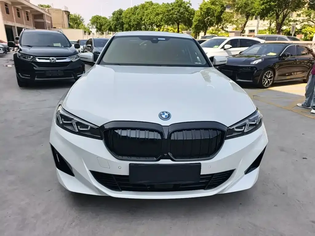 BMW i3 — фото 5