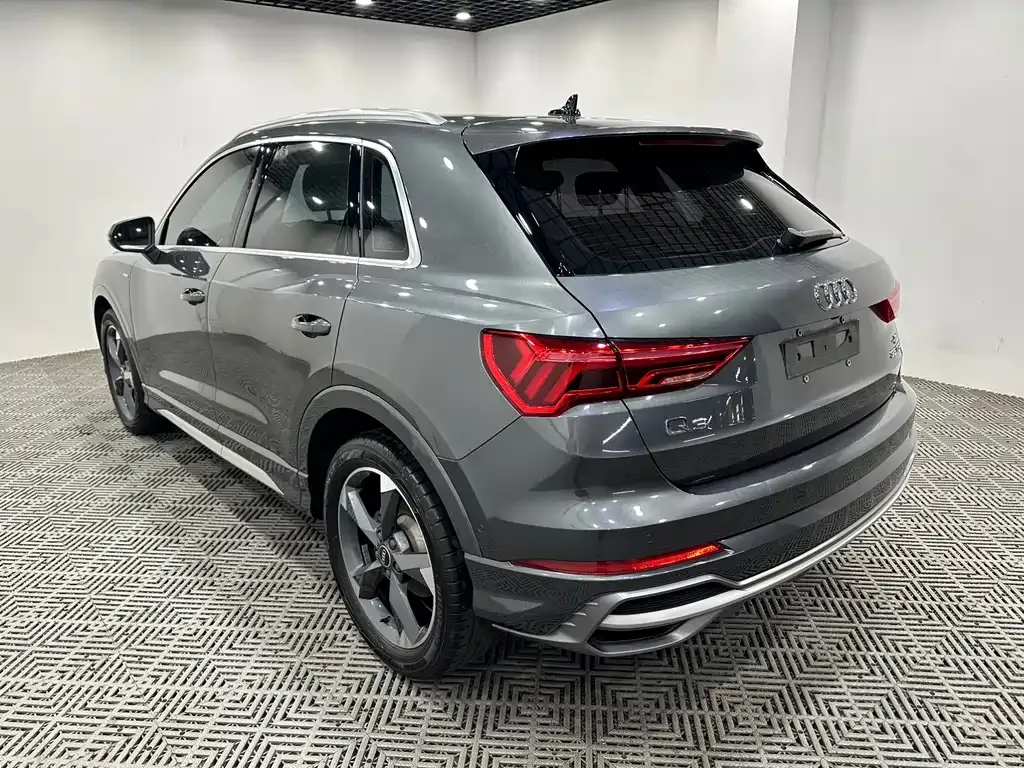 Audi Q3 — фото 4