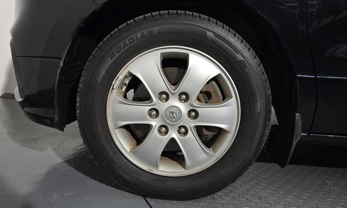 Hyundai Starex — фото 10