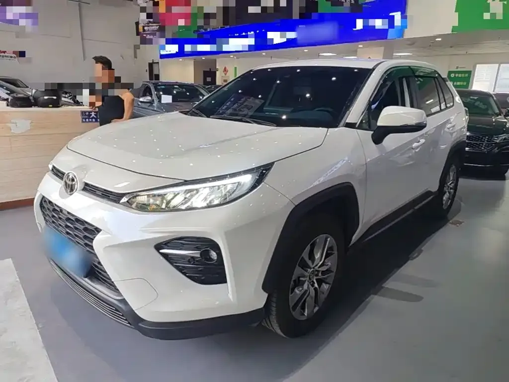 Toyota Wildlander — фото 4