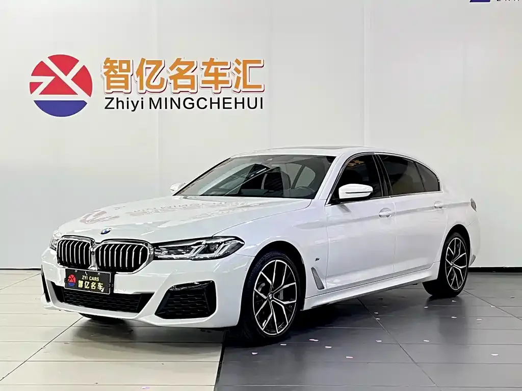 BMW 5 Series — фото 1