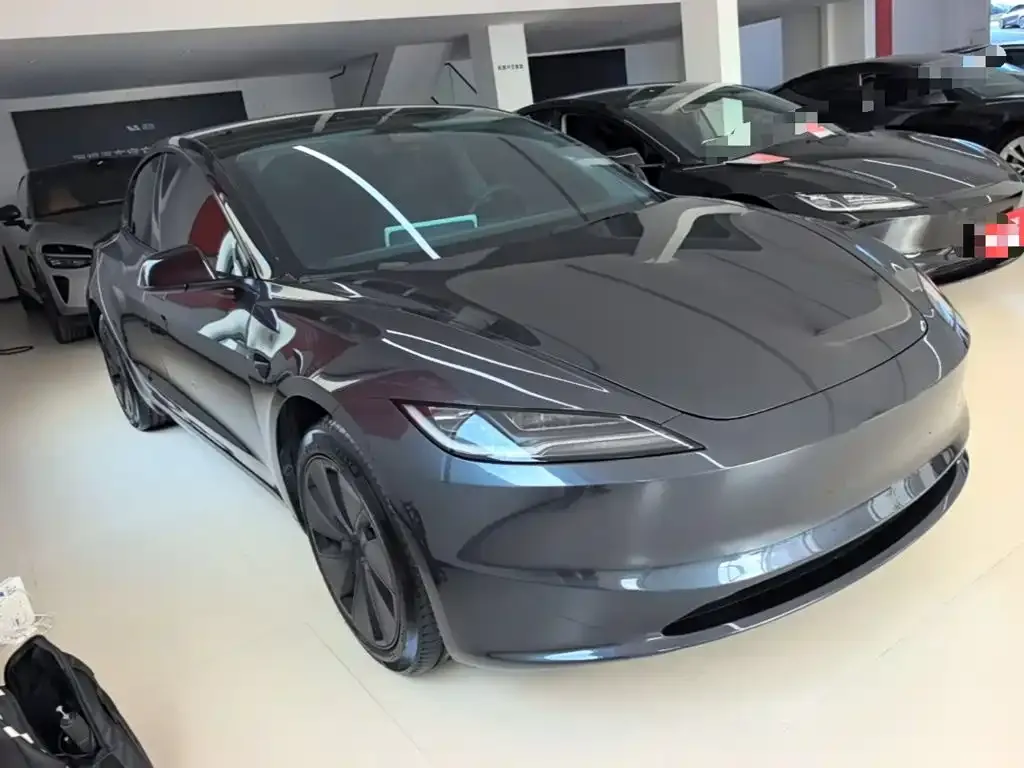 Tesla Model 3 — фото 6
