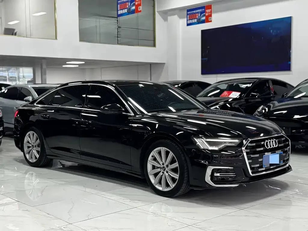 Audi A6L — фото 8