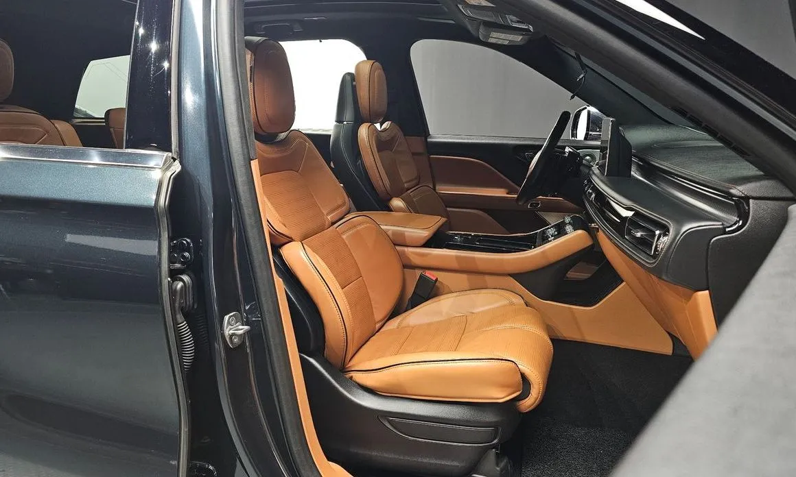 Lincoln Aviator — фото 10