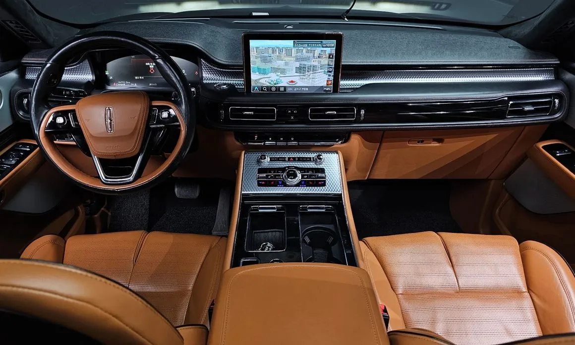 Lincoln Aviator — фото 9