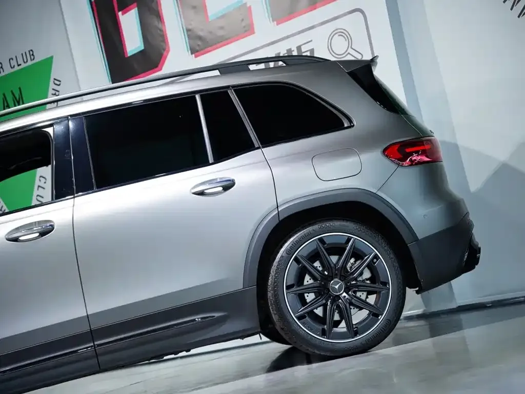 Mercedes-Benz GLB AMG — фото 9