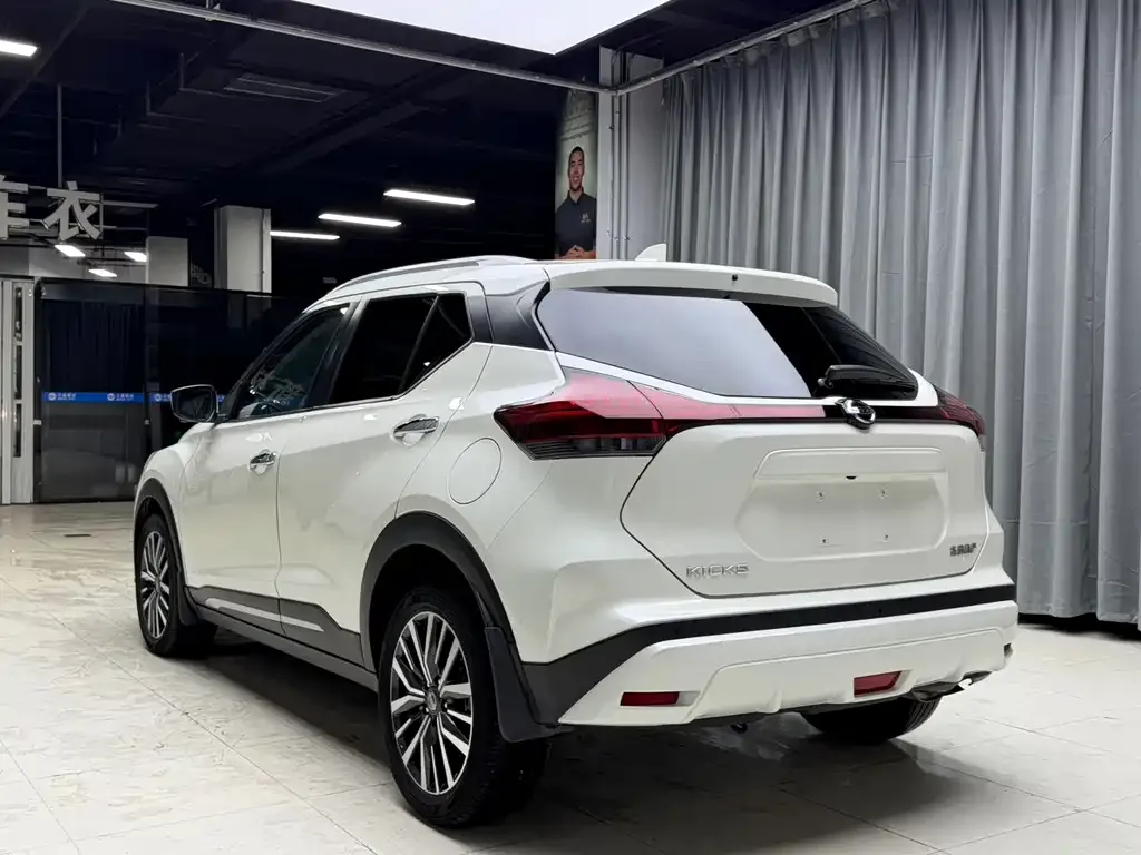 Nissan Kicks — фото 7