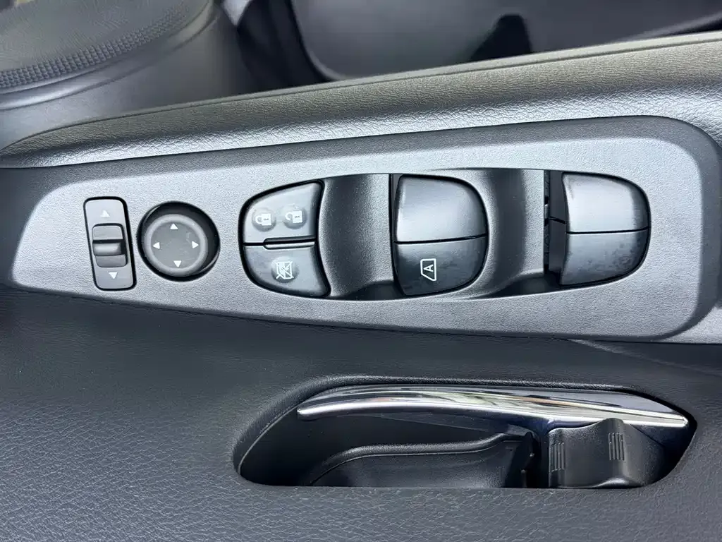 Nissan Kicks — фото 6