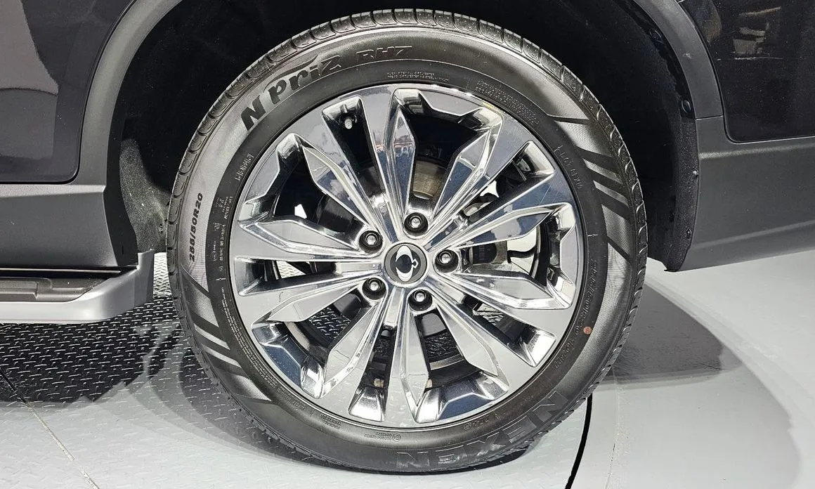 KG Mobility (Ssangyong) Rexton — фото 10