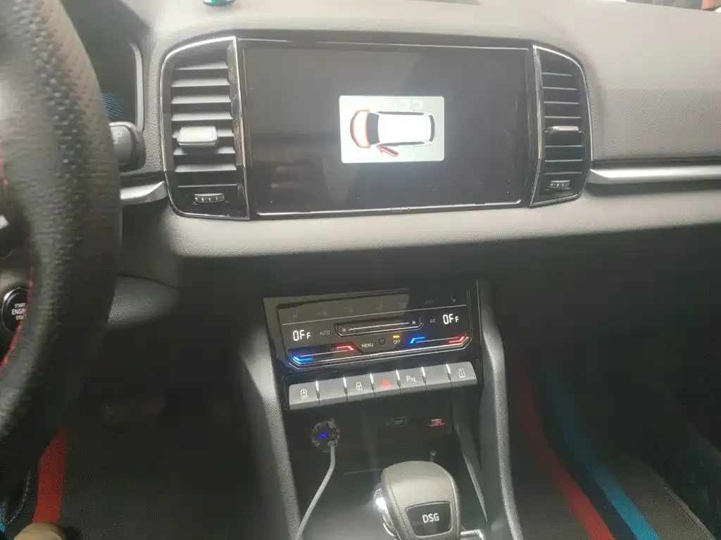 Skoda Karoq — фото 10