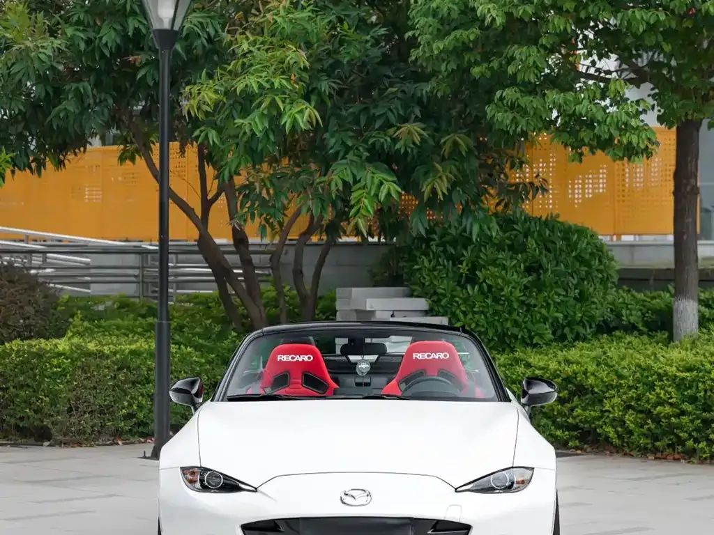 Mazda MX-5 — фото 2